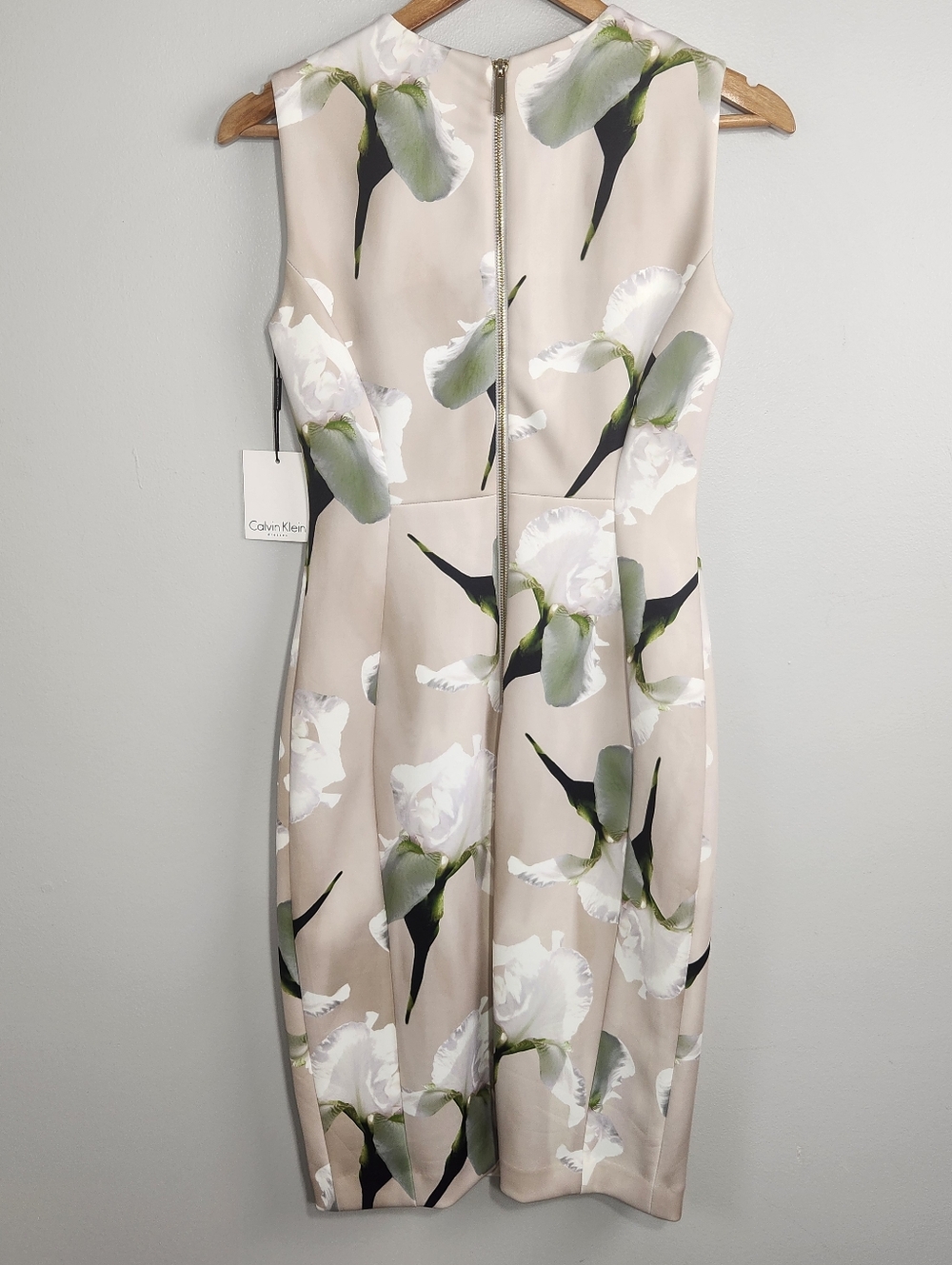 Calvin Klein Calla Lily Print Scuba Stretch Sheath Dress Size 4 Beige Green NWT - Picture 4 of 11